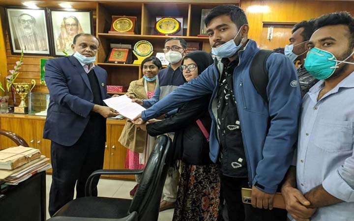 মাদকমুক্ত ক্যাম্পাস চান ইবি উপাচার্য ও শিক্ষার্থীরা